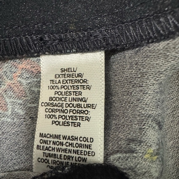 Loft Navy Paisley print V Neck, Sleeveless Wide Leg Jumpsuit. Size L - Picture 11 of 11